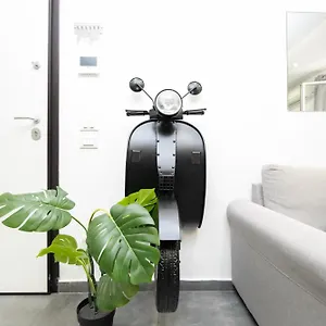 https://apt-modern-house-orleans.sicilyhotelsitaly.net